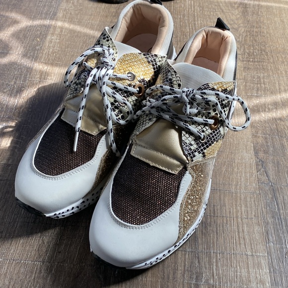 NIB Lucky Step designer sneakers size 9 women’s - Picture 3 of 6